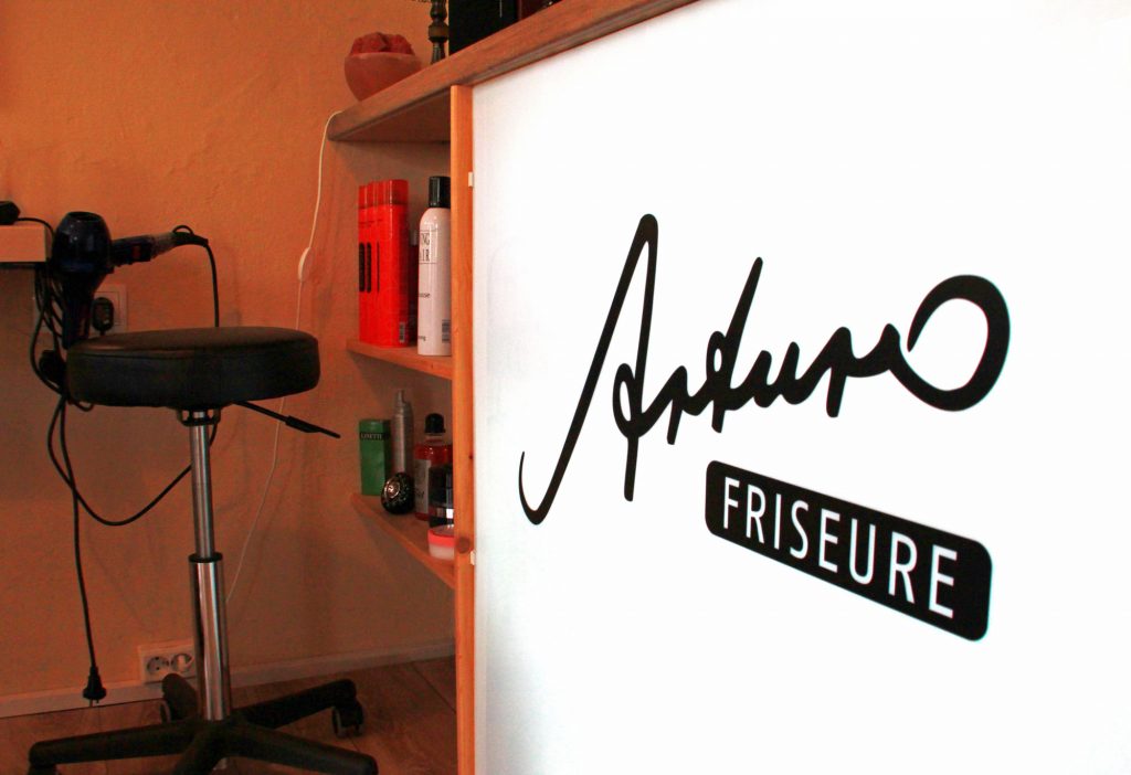 Kontakt, Impressum & Datenschutz Arturo Berlin